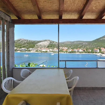 Apartment On The Beach, Zoranka Seget Vranjica Exterior photo