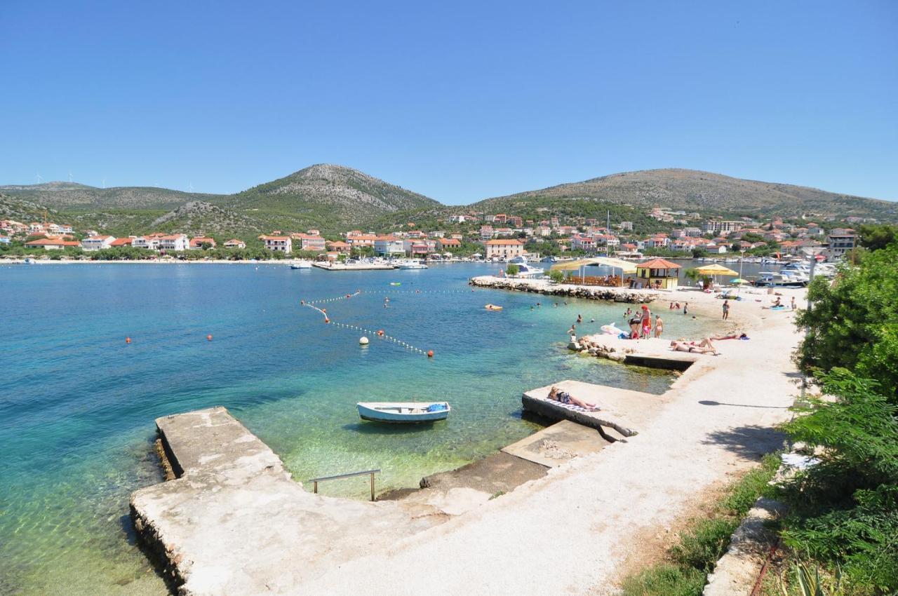 On The Beach, Zoranka Seget Vranjica